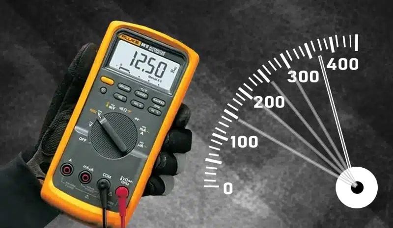 علت کم و زیاد شدن ولتاژ موتور برق میتواند به دلیل خرابی رگلاتور ولتاژ باشد